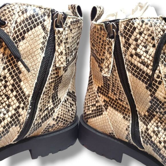 Linea Paolo Trinity Combat Boot in Cream Snake Sz 11 - Picture 13 of 14